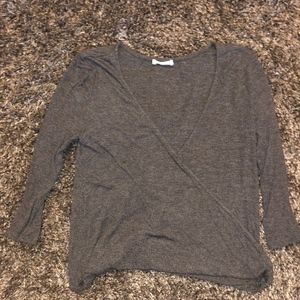 Cute gray 3/4 long sleeve